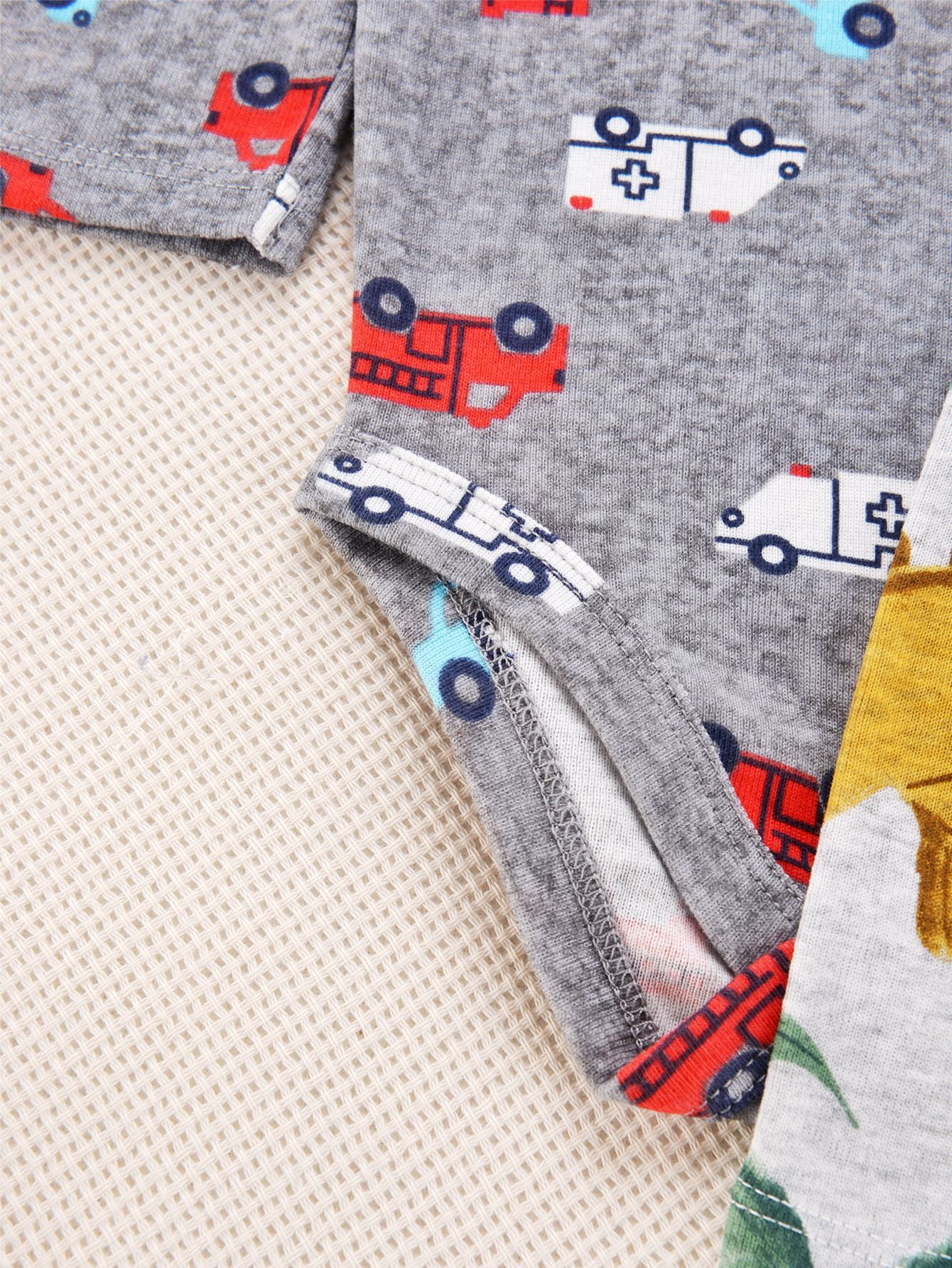 Emy Dola 2-Pack Infant Baby Boys Long-Sleeve Bodysuit 100% Cotton Toddler Boy's Dino Truck Prints Romper Onesies 0-24M