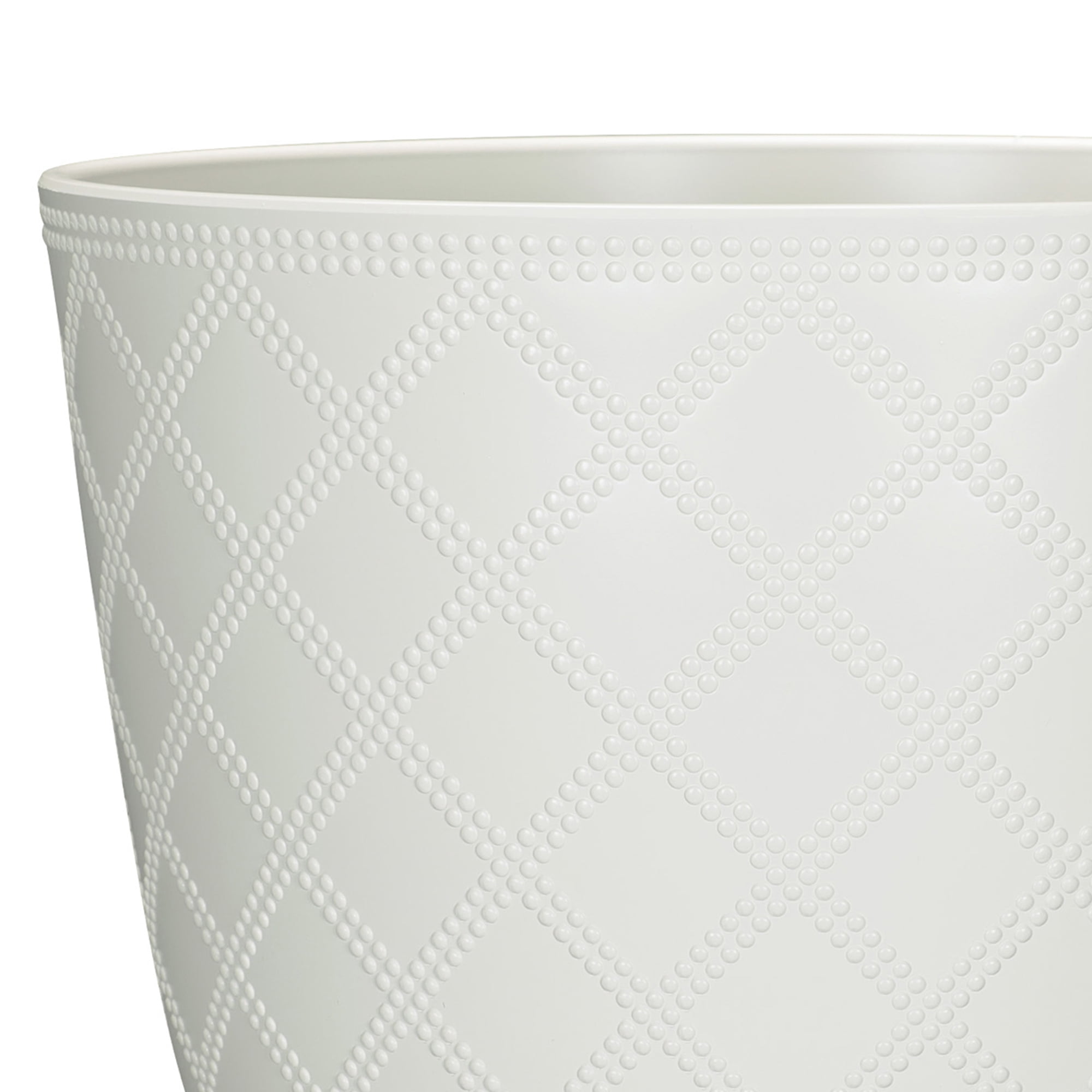 Mainstays Charlotte Round Recycled Resin Planter, Vanilla Dream, 16 in x 16 in x 12.5 in
