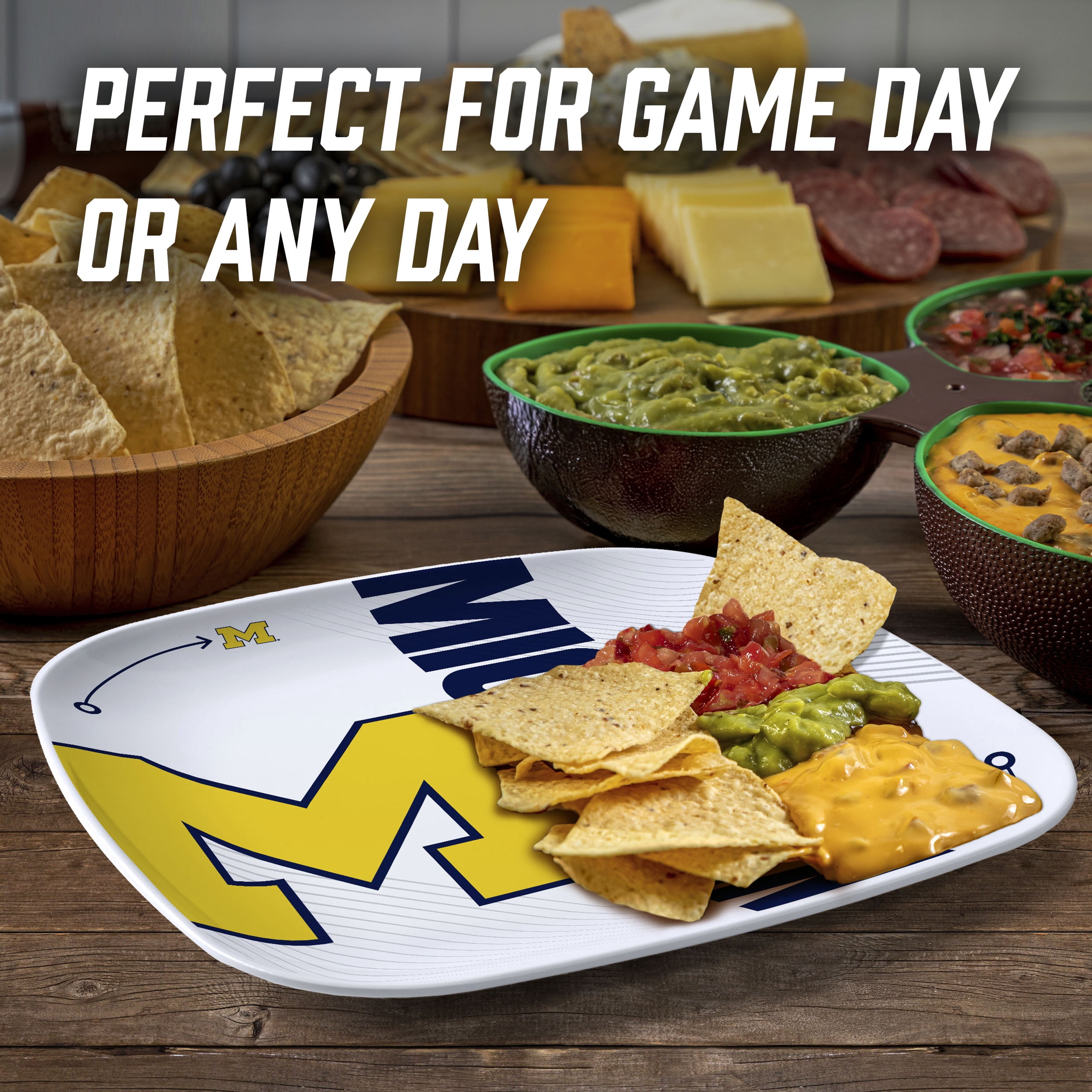 YouTheFan NCAA Michigan Wolverines Large Party Plate