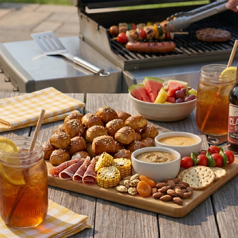 Marketside Soft and Savory Pretzel Bites Party Tray with Cheddar
