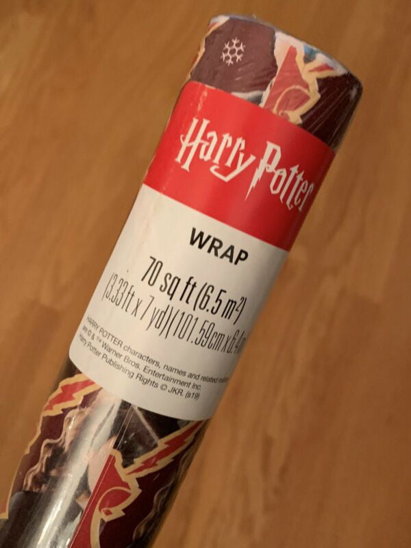 1 Large Roll Harry Potter Gryffindor Christmas Gift Wrapping Paper 70 sq ft 