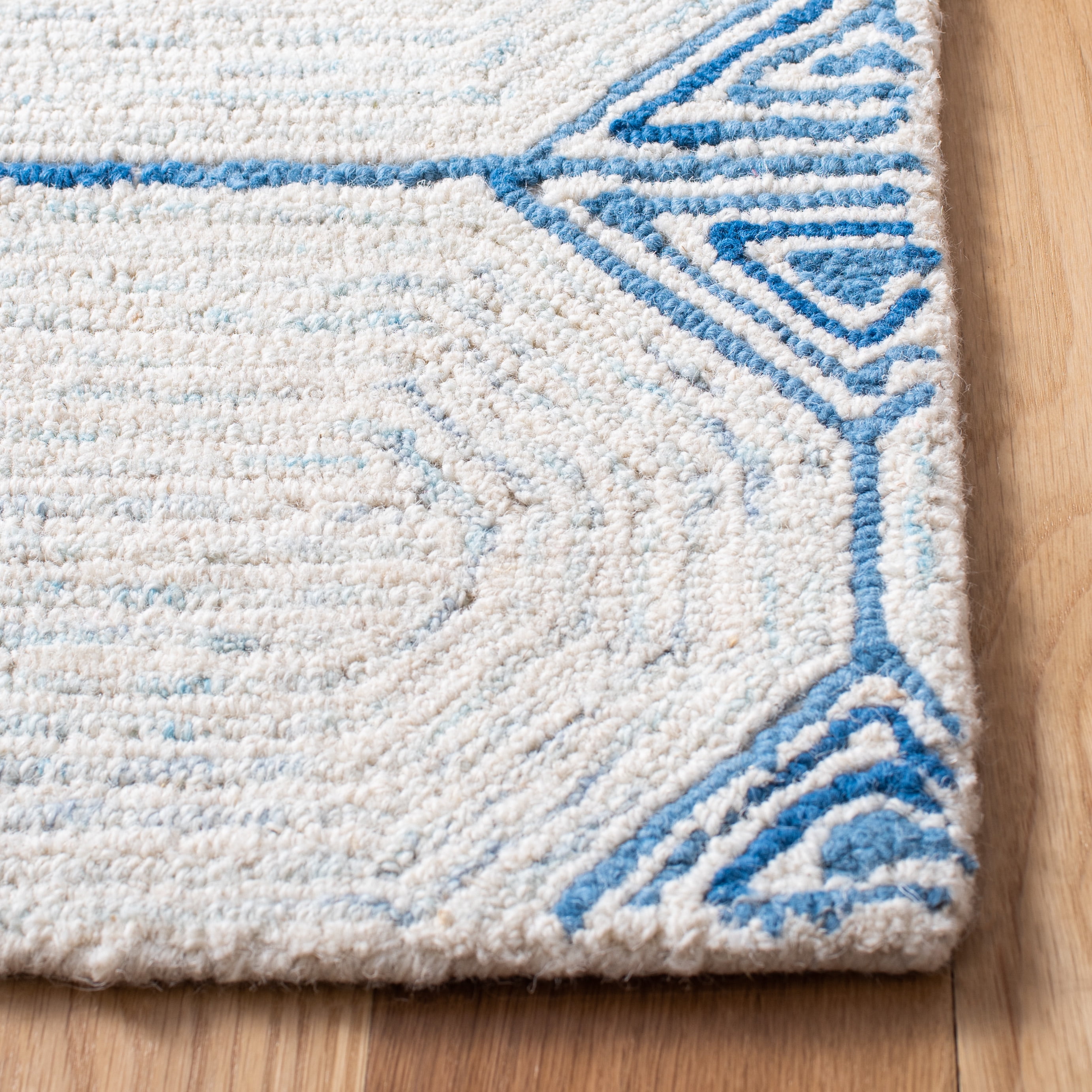 SAFAVIEH Abstract Clematis Geometric Area Rug, Ivory/Blue, 9' x 12'