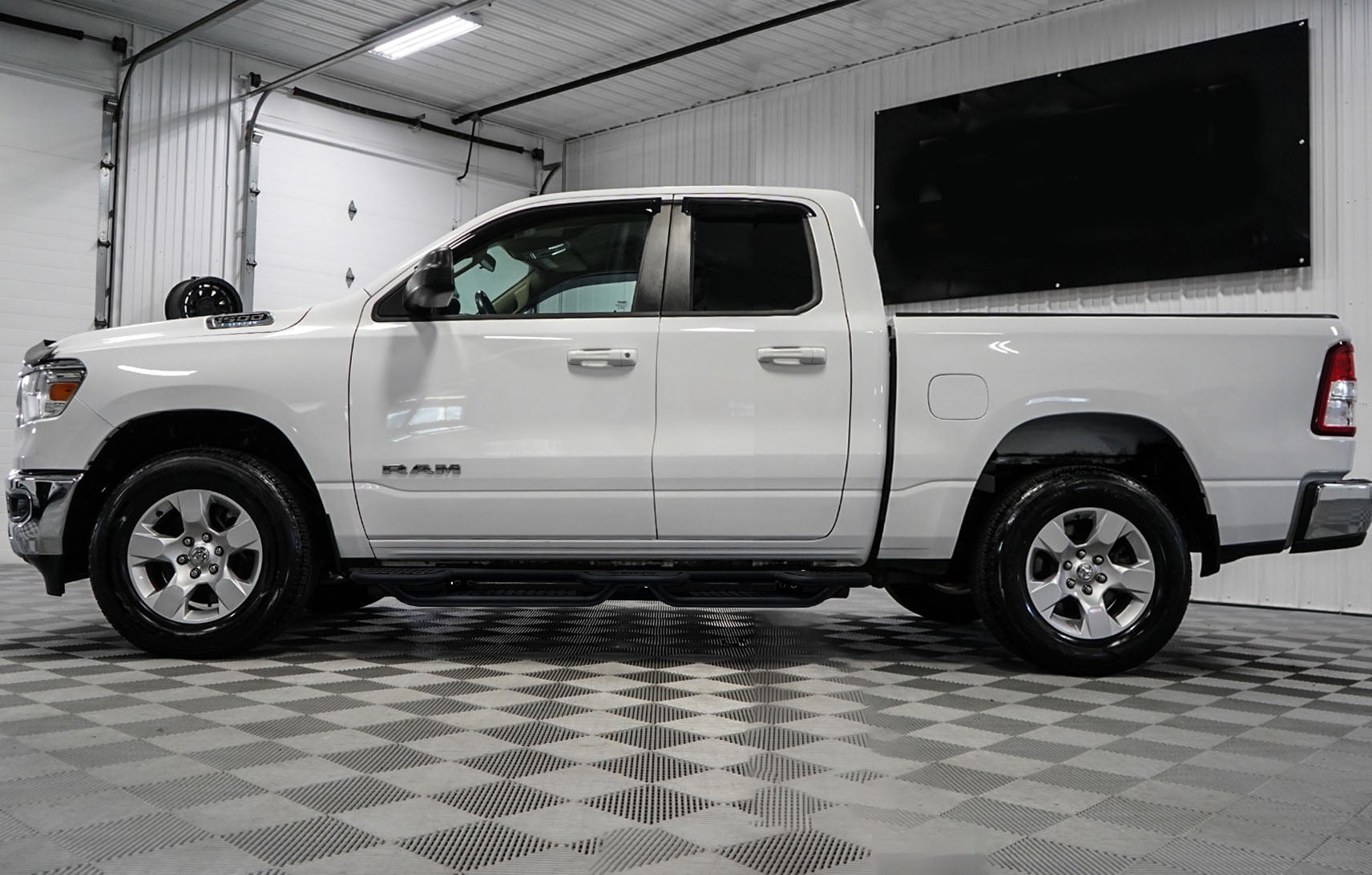 Vijay Steel Running Boards Compatible with 2019-2020-2021-2022-2023-2024-2025-2026 Dodge Ram 1500 New Body Style Quad/Extended Cab Bolt-on Side Steps Rails Steel Nerf Bars