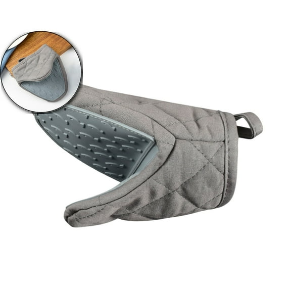 VQPeo Fish-Shaped Silicone Oven Gloves, Double-Layer Microwave Baking Mitts, Heat Resistant Kitchen Hand Protection for Cooking & Grilling