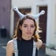 thumbnail image 4 of Diadema con antena de caracol y ojos saltones | Diadema elástica divertida y bonita para mujeres y niños | Accesorio para disfraces de spa, lavado, Halloween y fiestas, 4 of 5