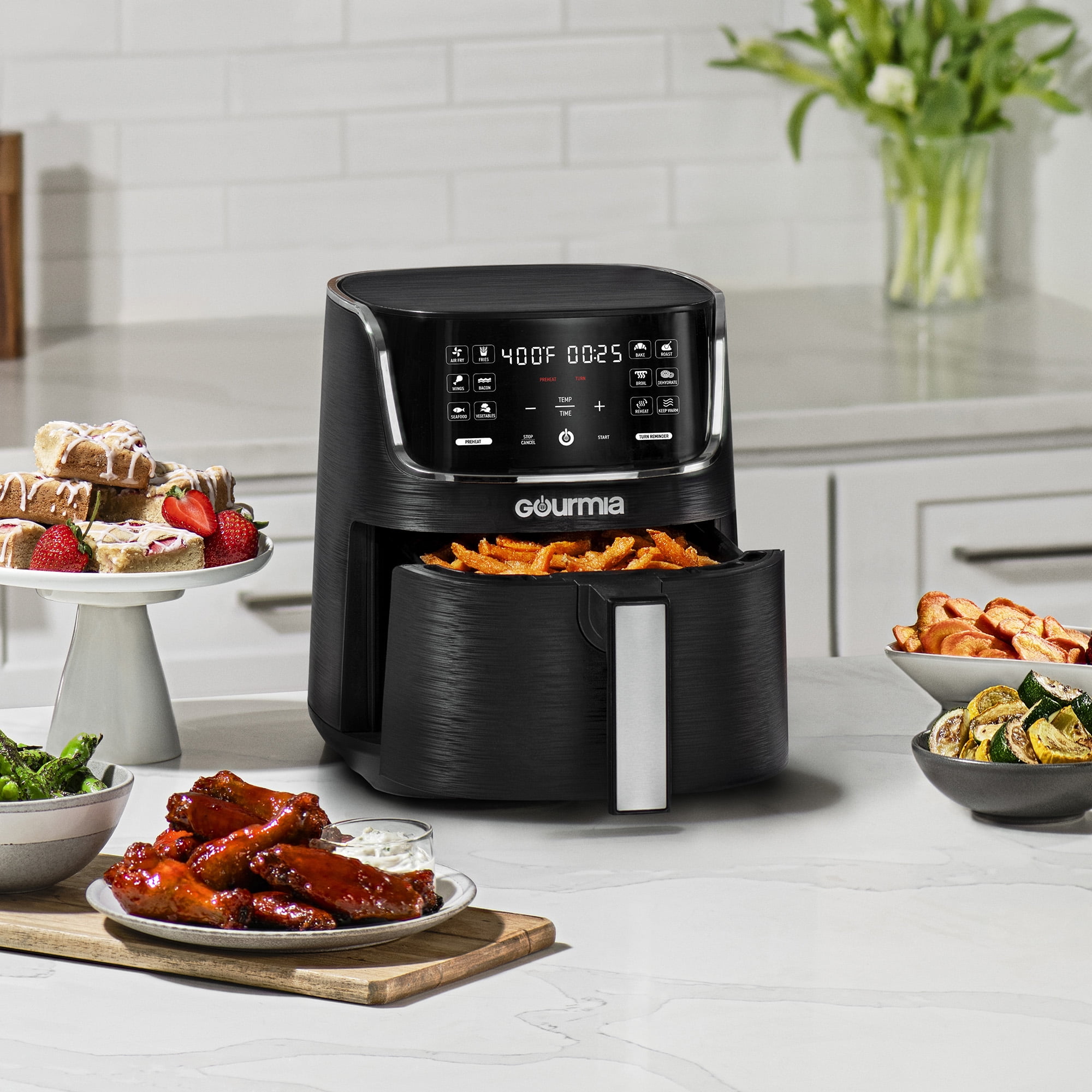 Air Fryers, Gourmia GAF476 4-Quart Digital Air Fryer - No Oil Healthy  Frying - 12 One-Touch Cooking Functions - Guided Cooking Prompts - Easy  Clean-Up - Recipe Book Included