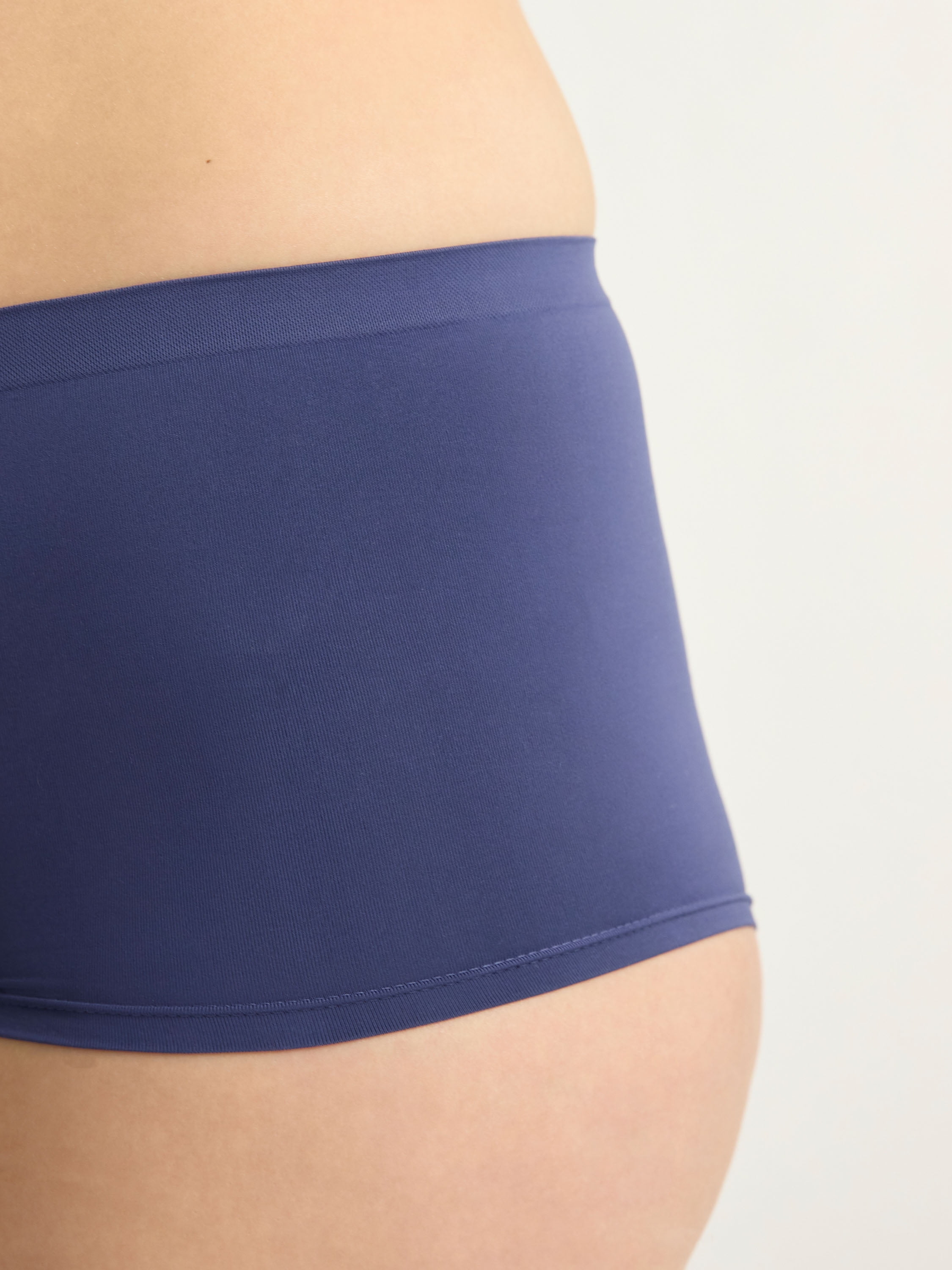 Joyspun Women's Seamless Boyshort Panties, 3-Pack, Sizes XS to 3XL