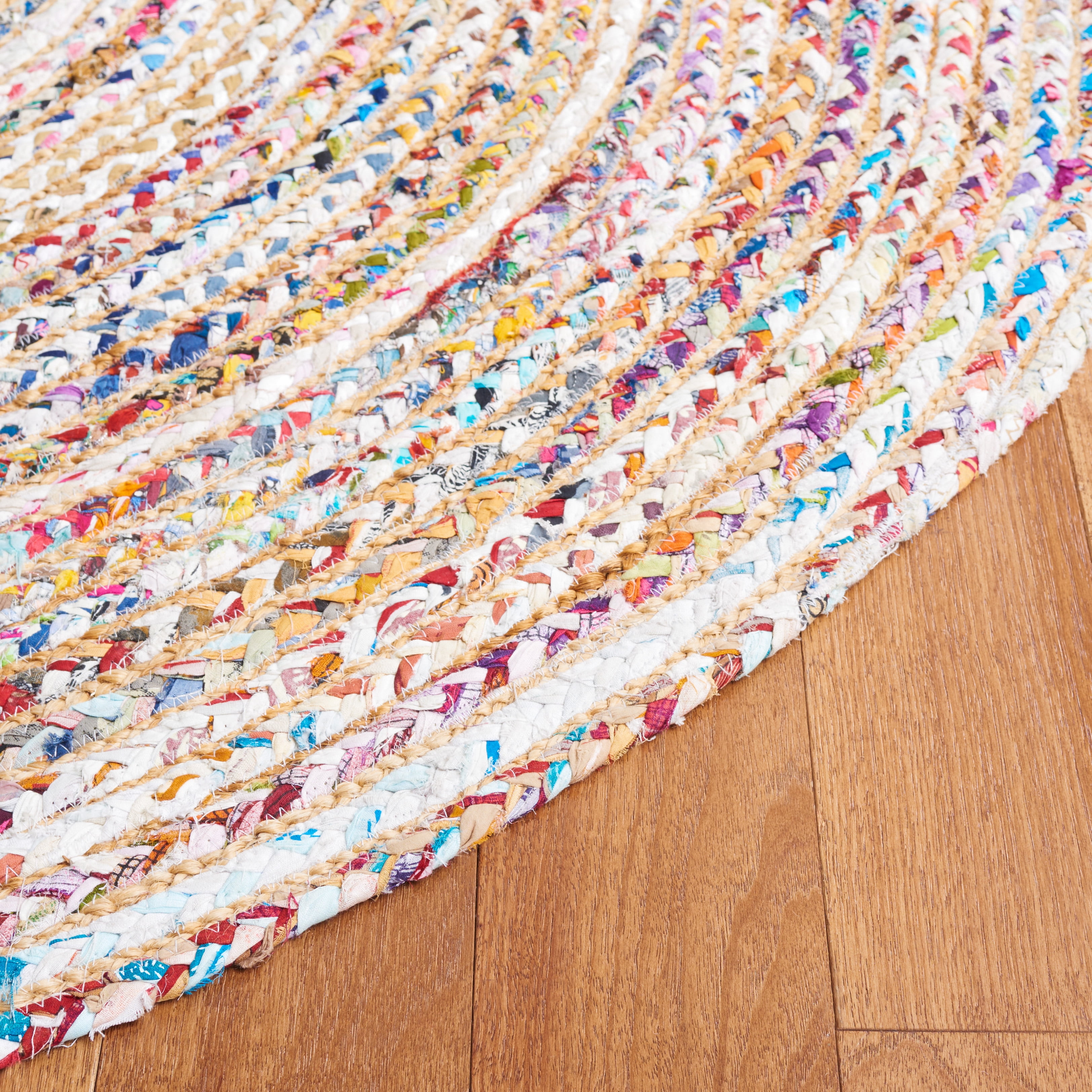 SAFAVIEH Cape Cod Miah Geometric Area Rug, Beige/Multi, 9' x 9' Square