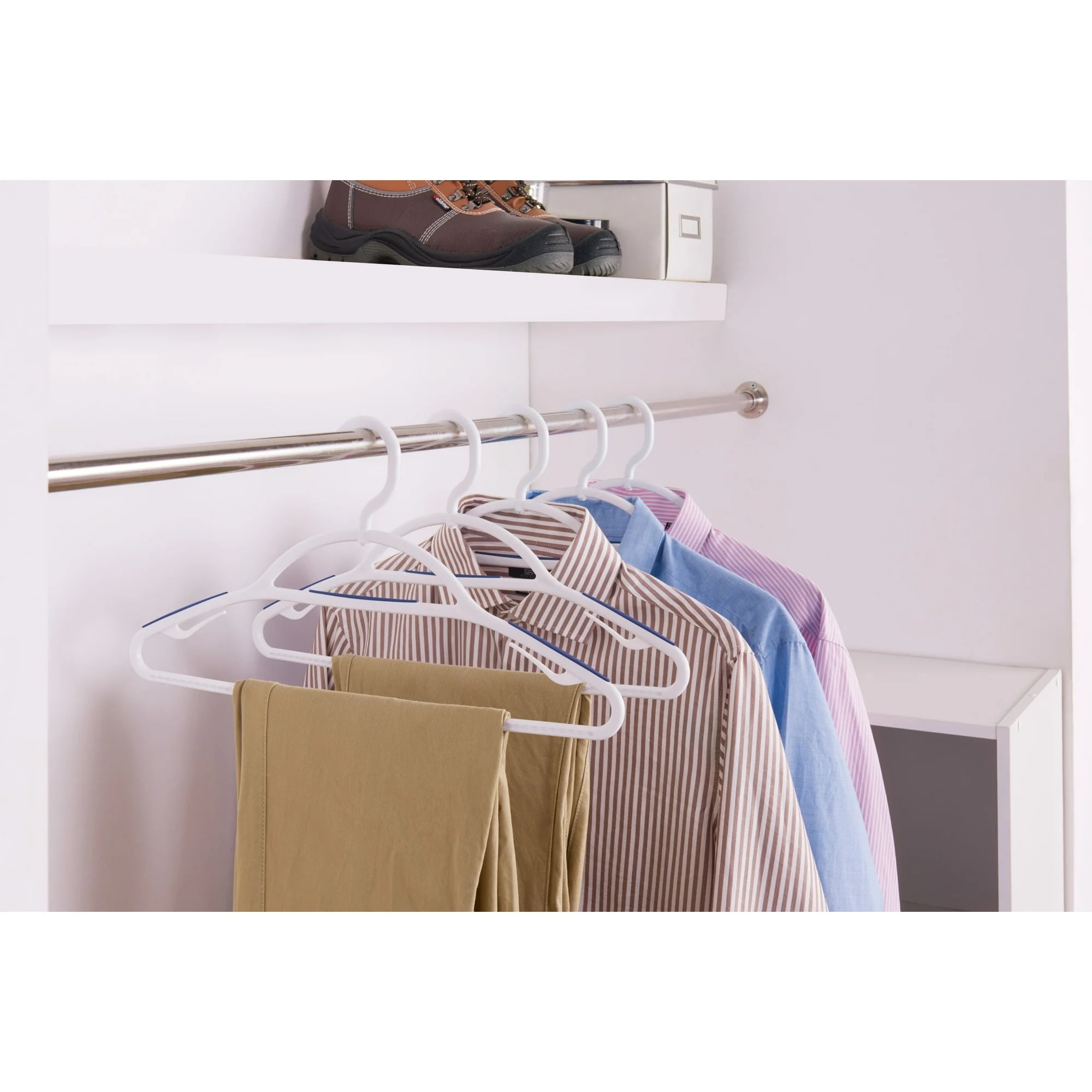 Mainstays Non-Slip Plastic Swivel Neck Clothing Hangers, 5 Count, White & Blue, Adult