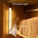 thumbnail image 4 of Luz de gabinete inalámbrica de 160 LED, tira de luz LED de cocina, iluminación LED debajo del gabinete de cocina, luz nocturna con sensor de movimiento, carga USB para armario, escalera,, 4 of 5