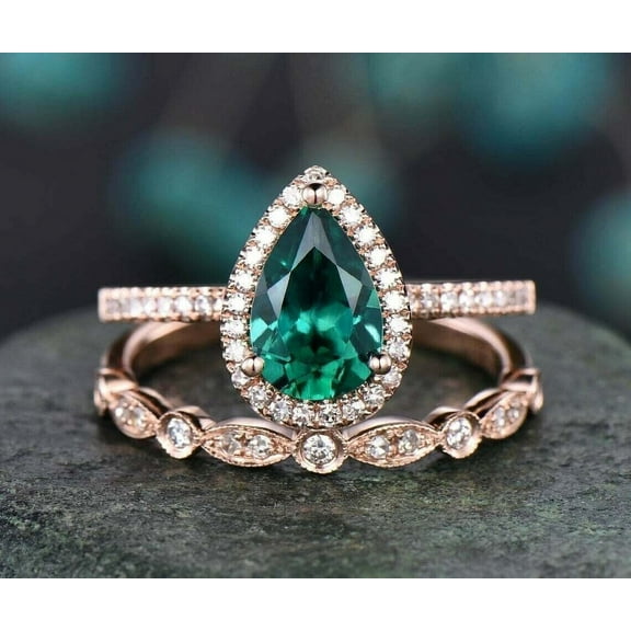 2.50Ct Pear Cut Lab-Created Green Emerald Wedding Bridal Ring Set 14k Rose Gold Plated