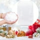 thumbnail image 2 of Decoración de nieve falsa para manualidades navideñas, polvo de nieve Artificial, copos de nieve de plástico, exhibición de pueblo de invierno, 10-100g, 2 of 4