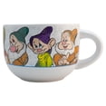 thumbnail image 1 of Taza Jumbo Bitono de Cerámica, Diseño 7 Enanitos de Blanca Nieves, Disney Clásicos, Capacidad 820 ml, Color Blanco, 1 of 6