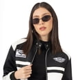 thumbnail image 2 of Chamarra Quarry Slim fit Parches Racing Para Mujer, 2 of 5