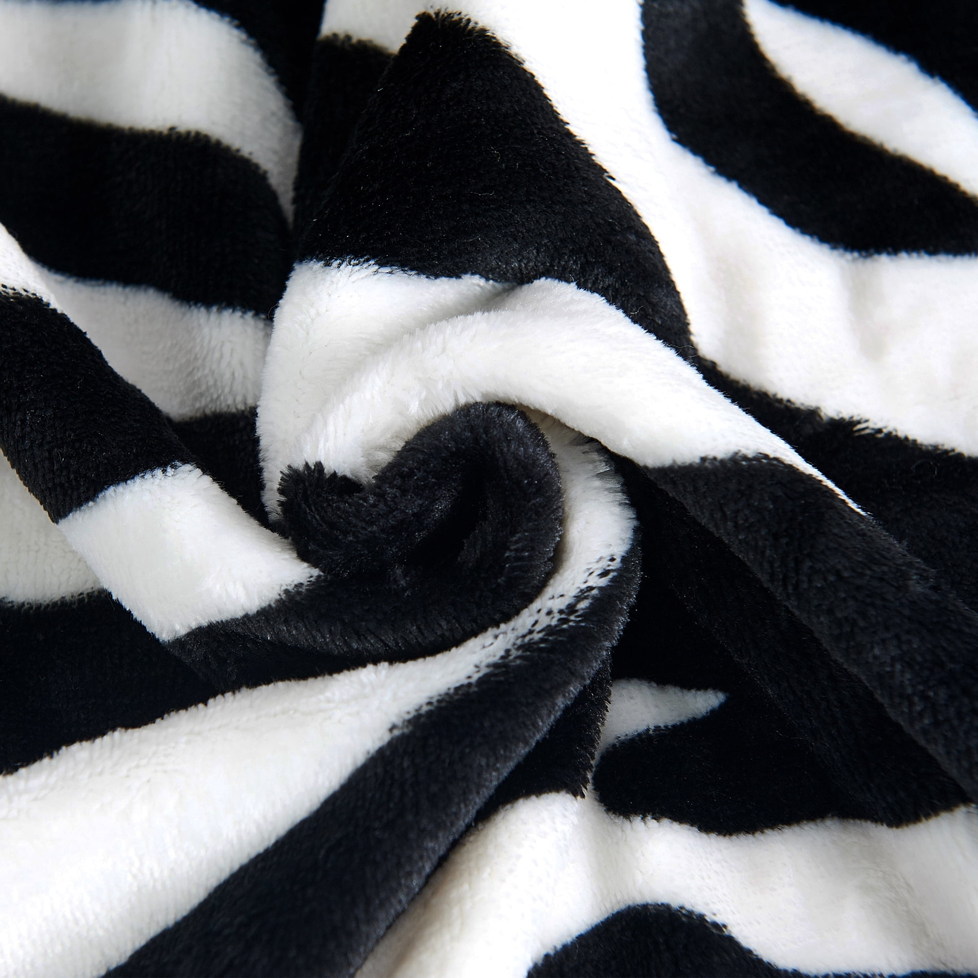 Home Soft Things Animal Print Flannel Fleece Blanket - Black