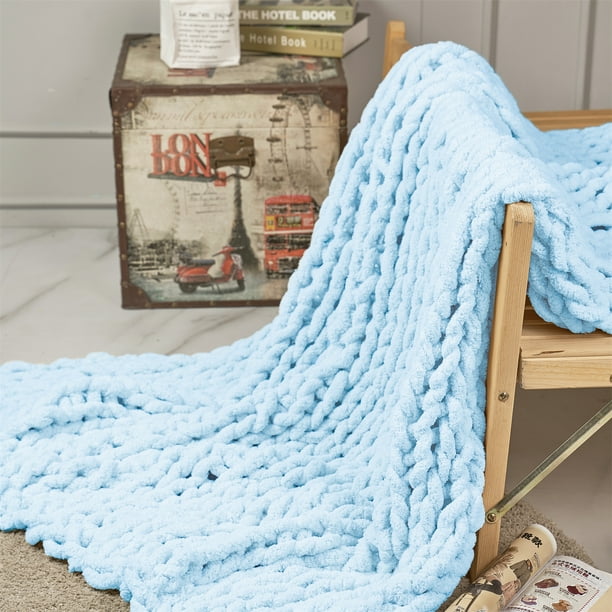 Chunky knit blanket blue hotsell