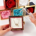 thumbnail image 5 of CAJA DE ROSAS ETERNAS - CON COLLAR GRABADO Y Caja de regalo de flores REALROSE Colgante de corazón Collar personalizado Regalo del día de San Valentín para ella, 5 of 5