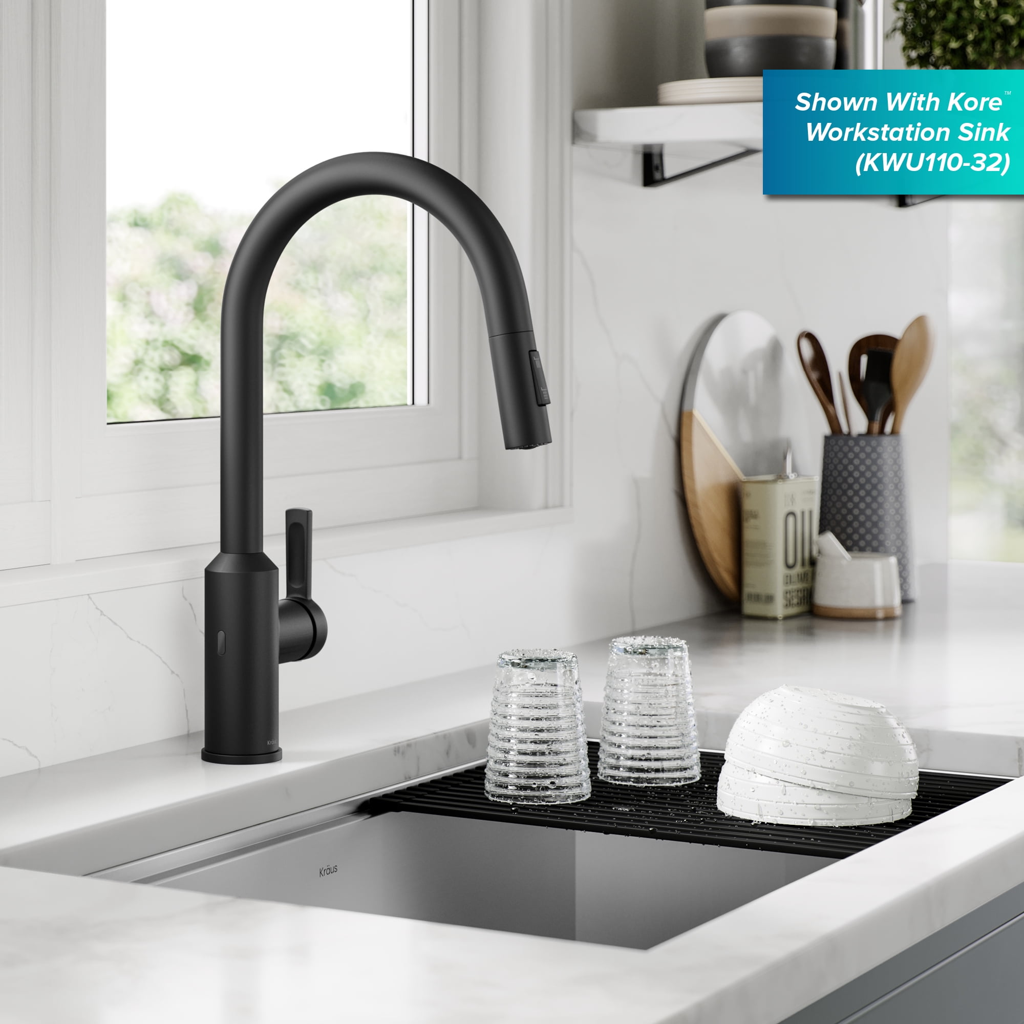 KRAUS Oletto Touchless Sensor Pull-Down Single Handle Kitchen Faucet in Matte Black