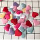thumbnail image 2 of Confeti de esponja con forma de corazón para bodas, flores espolvoreadas a mano, guirnalda de luces, pétalos en forma de corazón, 2 of 6