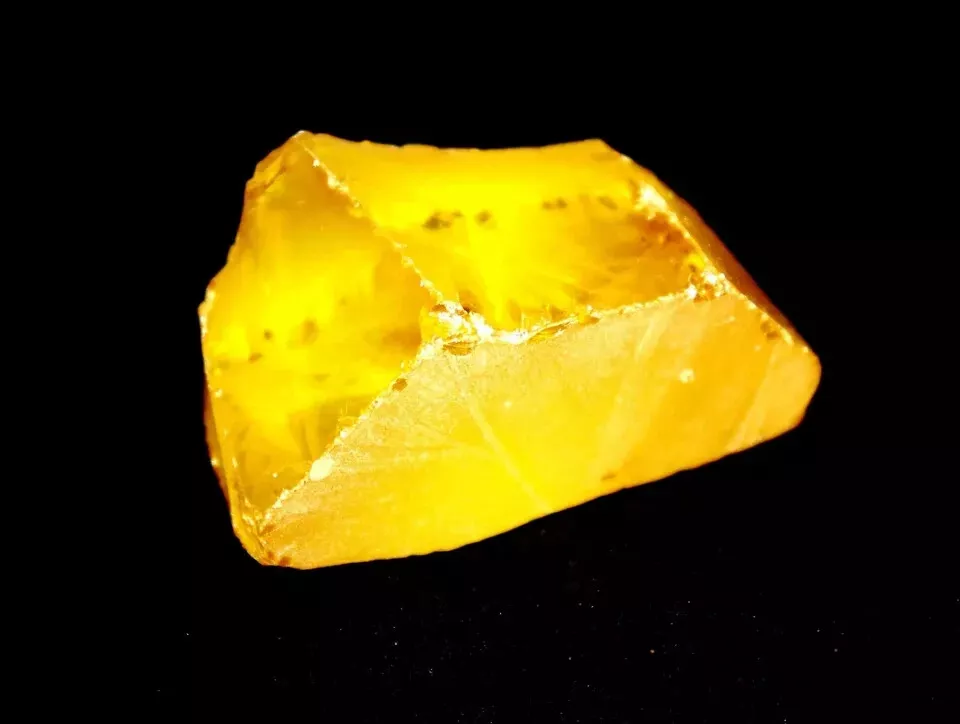 AAA Quality Imperia !!! 925-1100 Ct Natural Yellow Sapphire Loose Gemstone Rough