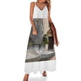 thumbnail image 1 of Vestido sin mangas de verano con fuente de Zsolnay, monumento de Pecs, Hungría, 1 of 7