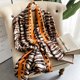 thumbnail image 1 of Bufanda de seda de diseño de lujo para mujer, chal estampado de playa, Foulard liso a la moda, Hijab femenino, 2023 qiuyongming unisex, 1 of 2