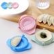 thumbnail image 1 of Xihbxyly Moldes de Plástico para Hacer Dumplings, Moldes Rápidos y Fáciles, Prensa Manual para Empanadillas, Pasteles y Dumplings, Fácil de Limpiar, Juego de 2 Piezas, 10,5 X 7,8 X 2,5 Cm, 1 of 5