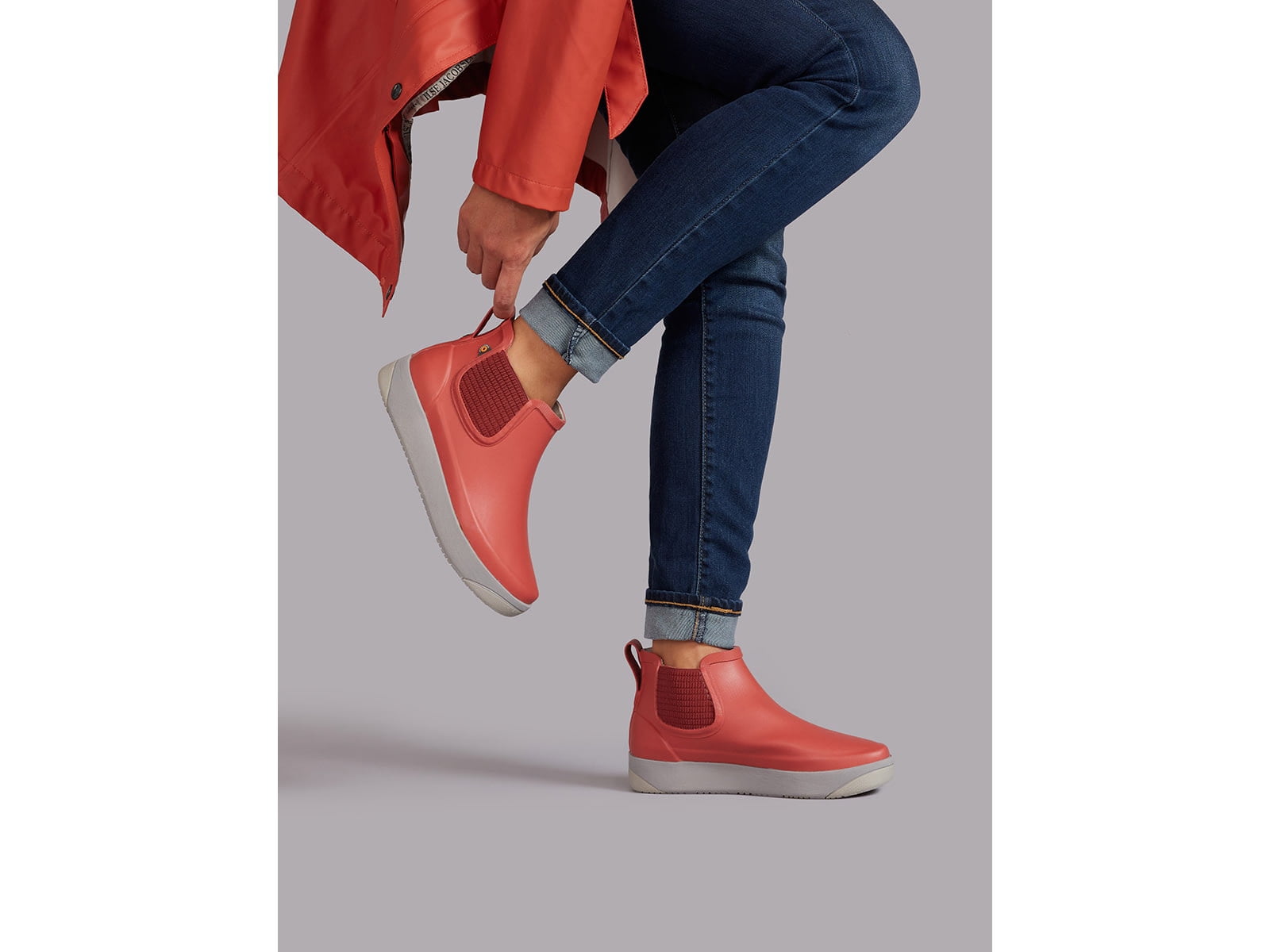 BOGS Women's Kicker Rain Chelsea II Boot, Olive, 8