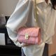 thumbnail image 4 of Bolso de hombro y cartera con doble cremallera de moda para citas, bolso cruzado de cuero PU para mujer, color rosa, 4 of 5