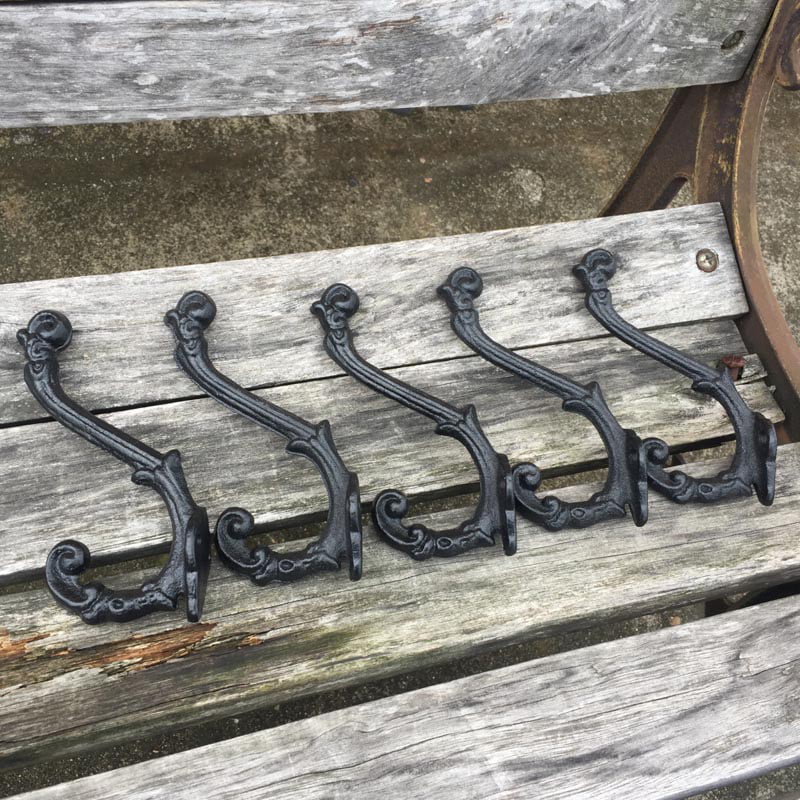 Cast iron coat/cap/hat/scarf hanger with three hooks two mounting holes 