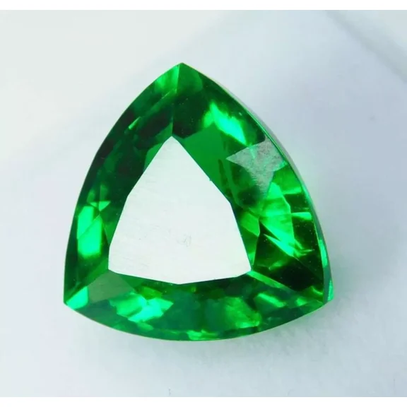 10-12 Carat Green Emerald Stone, Trillion Shape 16x16x8MM, Ideal for Rings