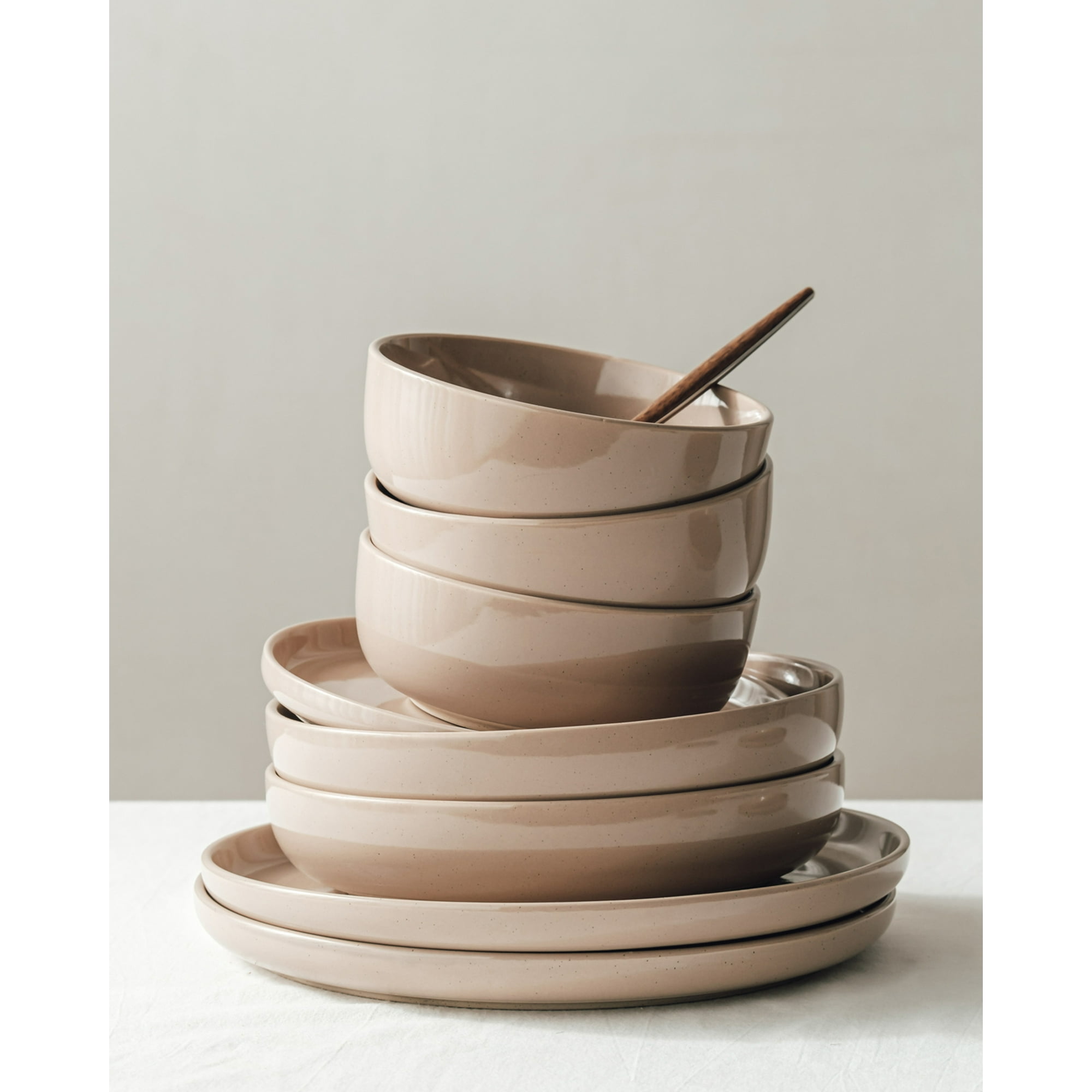 Famiware Plates and Bowls Set, 12 Piece Stoneware Dinnerware Sets, Brown