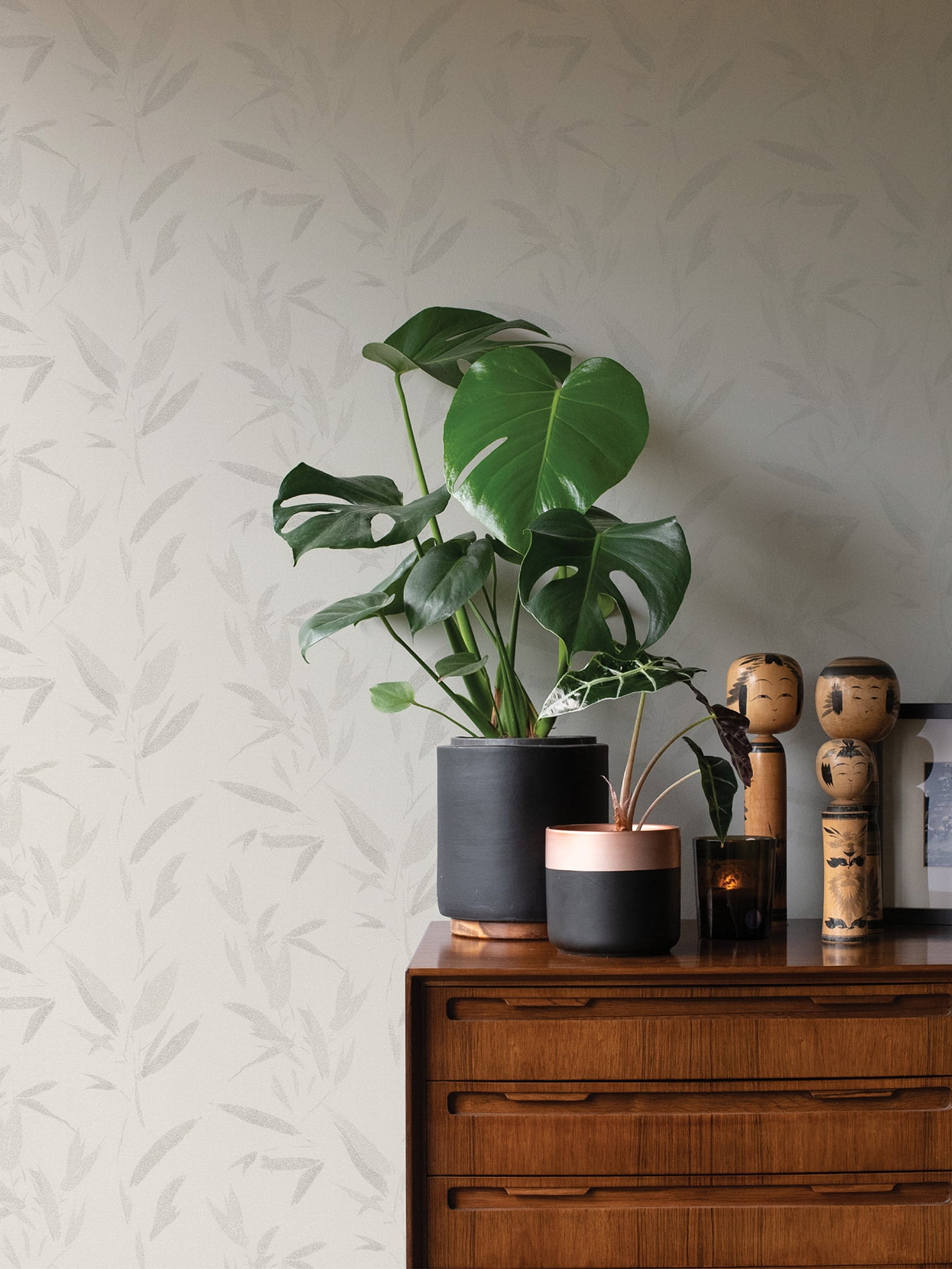 Advantage Kaiya Cream Leaves Wallpaper