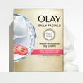 thumbnail image 3 of Olay Daily Facials Hydrating Cleansing Cloths, 33 Count, 3 of 9