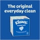 thumbnail image 2 of Kleenex Trusted Care Pañuelos faciales 27 cajas cúbicas 70 pañuelos por caja (1 890 pañuelos en total), 2 of 5