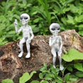 thumbnail image 3 of Estatua de extraterrestre, figura de extraterrestre para jardín, esculturas de resina para decoración de jardín, estatuas de extraterrestres de resina, decoración para exteriores,, 3 of 4