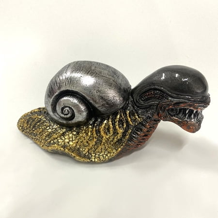 Garden Statue Figurine Alien Statue Figurine Resin Animal Sculpture Patio Lawn Ornaments garden and home and indoor e outdoor Decorations