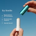 thumbnail image 3 of Bálsamo Labial Liplux SPF 30 COOLA Orgánico Vegano y Sin Gluten, 3 of 4