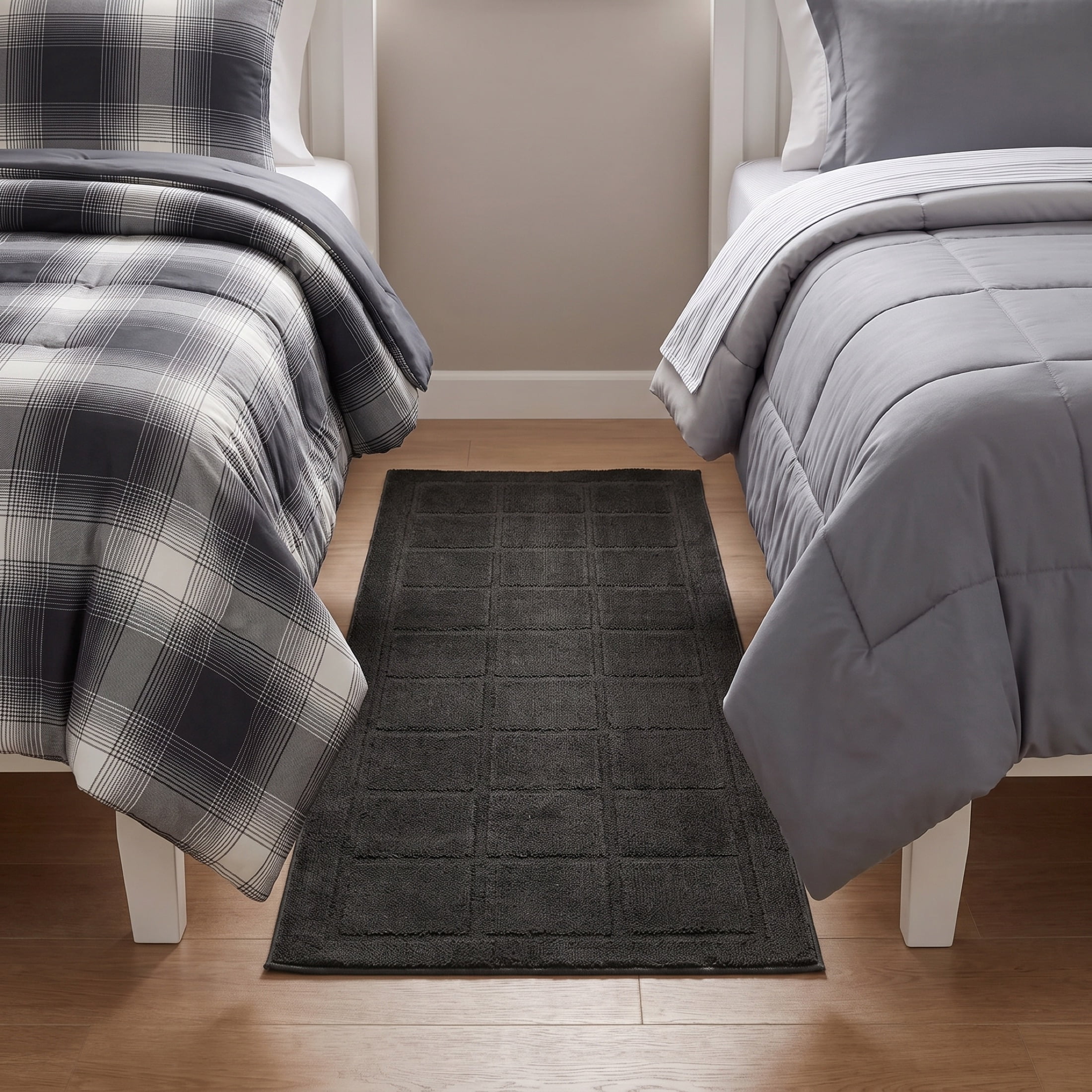Mainstays Solid High Low Tufted Grid Dark Gray Indoor Runner Rug, 2 ft x 6 ft