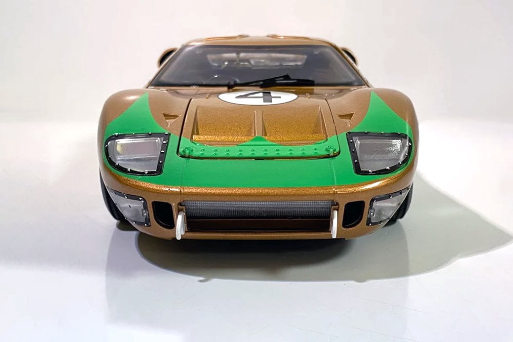 1966 Ford GT-40 MK II Le Mans #4, Gold - Shelby Collectibles SC414G - 1/18 scale Diecast Car
