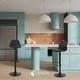 thumbnail image 2 of Sillas para Bar y Barra de Cocina con Respaldo y Reposapies de Altura Ajustable Banco Taburete Giratorio con Asiento Acolchado de Diseño Moderno Set 4 Piezas Full Black, 2 of 5