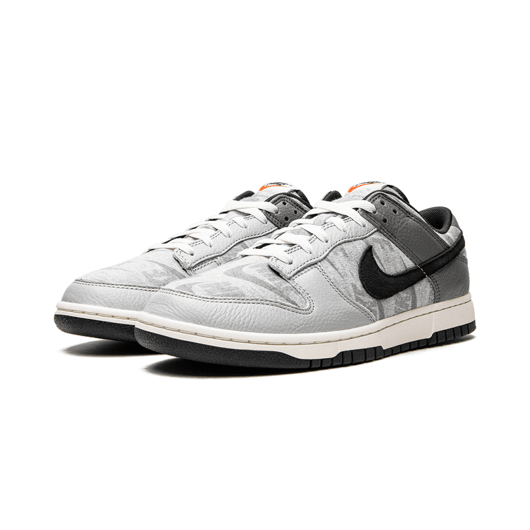 Nike Dunk Low \'Copy Paste\' Sneakers DQ5015-063 Nike Dunk Low SE Copy Paste DQ5015-063 GREY Men main image 2