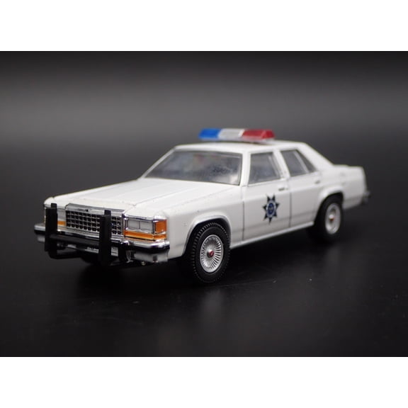 Open Box 1983 FORD LTD CROWN VICTORIA ARIZONA HIGHWAY PATROL 1:64 SCALE DIECAST MODEL CAR