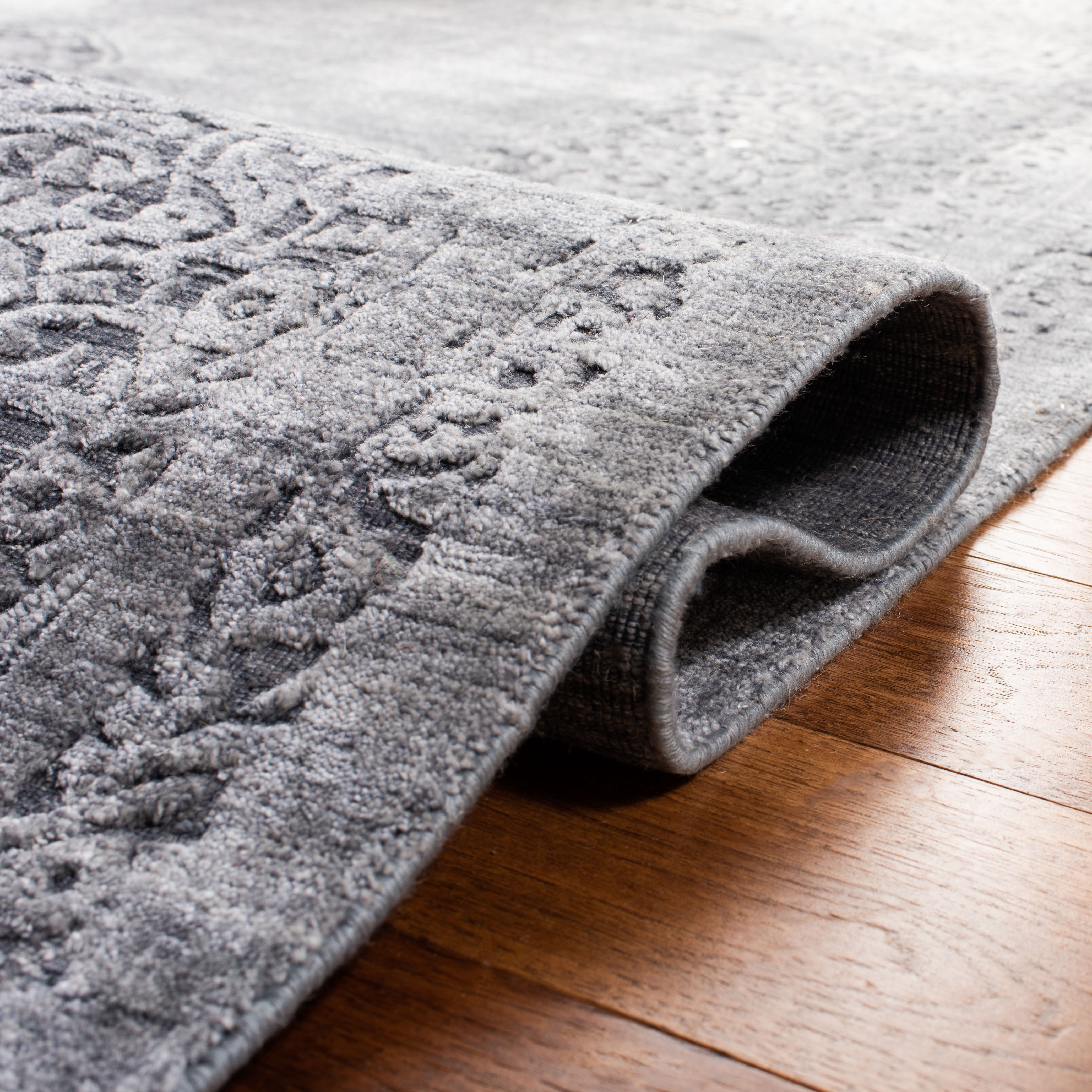 Safavieh Mirage Dilara Oriental Area Rug, Gray, 6' x 9'