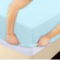 thumbnail image 3 of Sábana ajustable Utopia Bedding Queen Deep Pocket de microfibra, 3 of 6