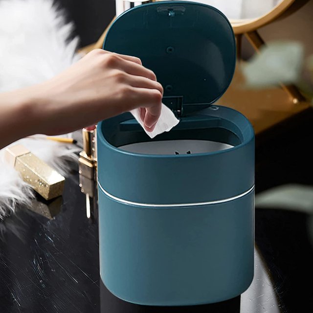 Mini papelera de escritorio, creativa papelera de plástico para escritorio con tapa de botón, peque?a papelera de oficina en casa para oficina, ba?o, dormitorio, mesa de cocina, 2 l LingWen 8390615567879