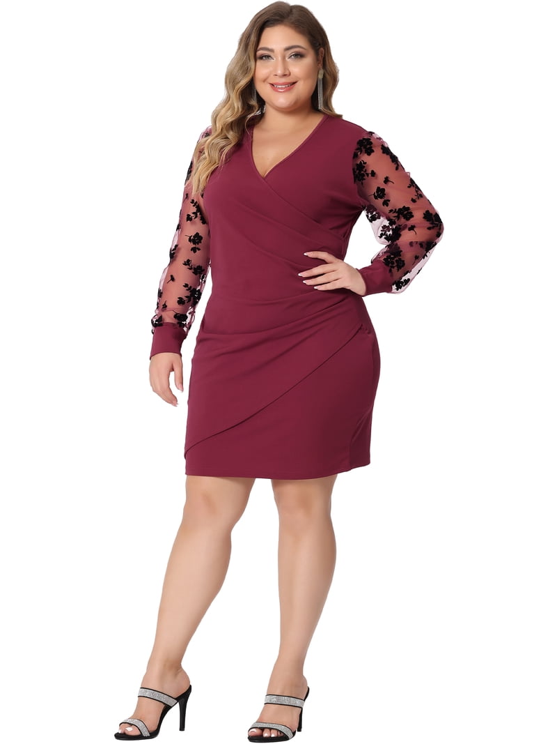 fitted lace wedding dress Petal and Pup Women's Darby Long Sleeve Midi Dress main image 0