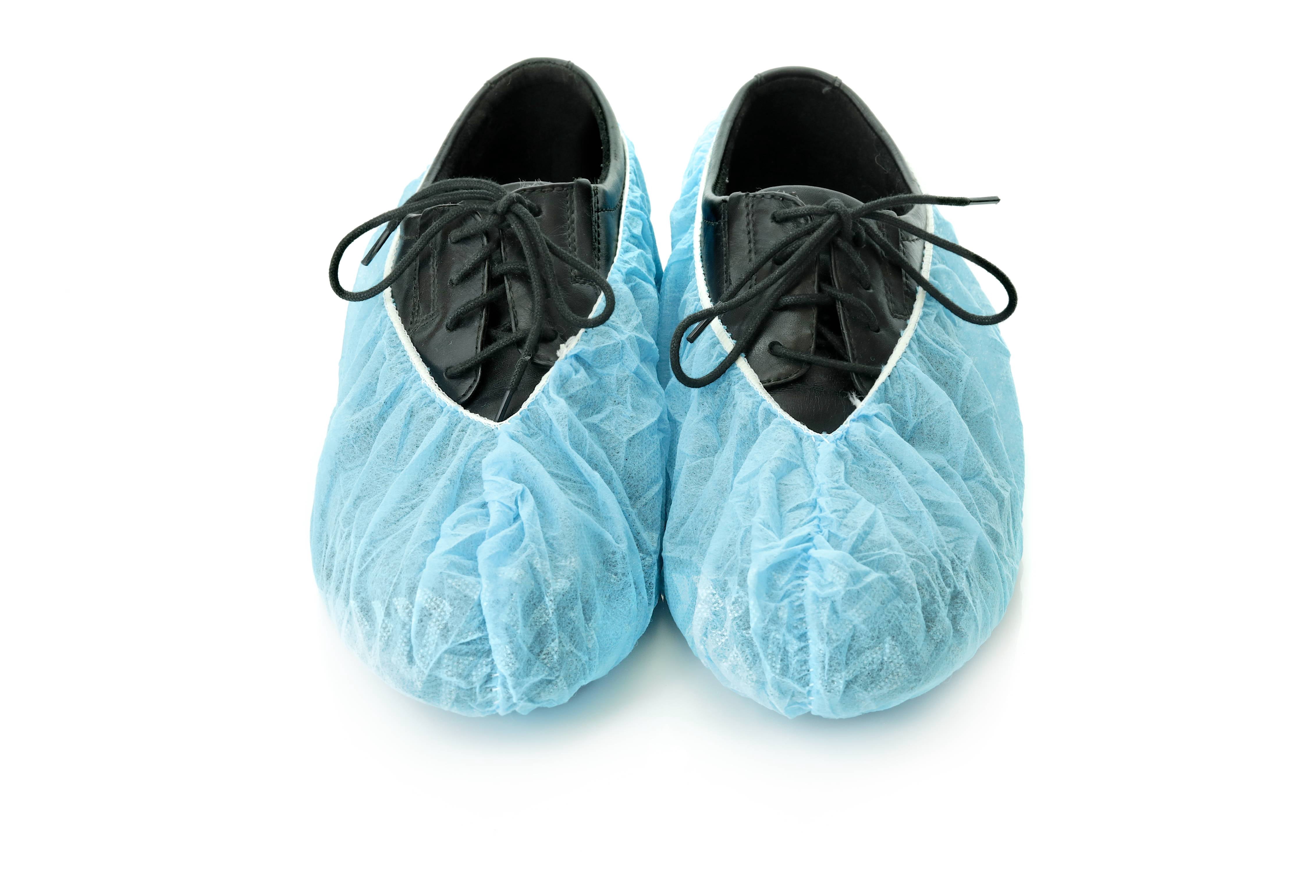 Personal Touch Disposabe Non-Skid Shoe Covers Blue 300 Pieces / 150 Pairs Size Large