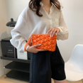 thumbnail image 2 of Bolso de mano de PU para mujer, monedero acolchado de color sólido, bolso de noche (naranja), 2 of 7