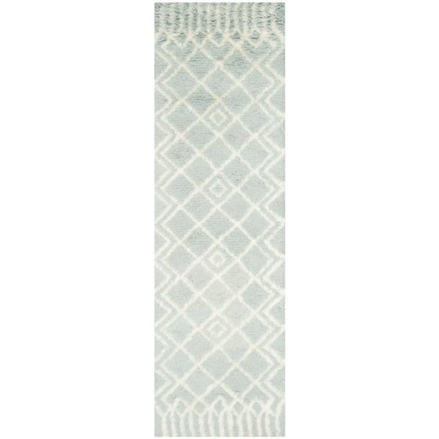 Safavieh Casablanca Shag 4' X 6' Hand Tufted Rug in Blue and Ivory